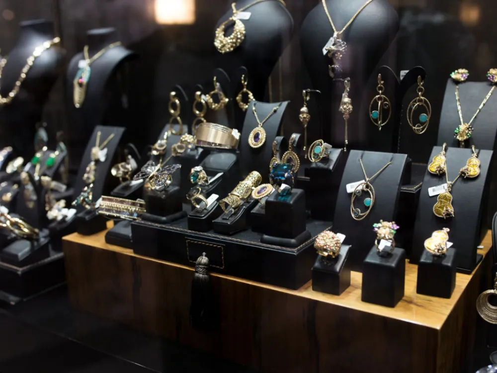 How to Start a Jewelry Business